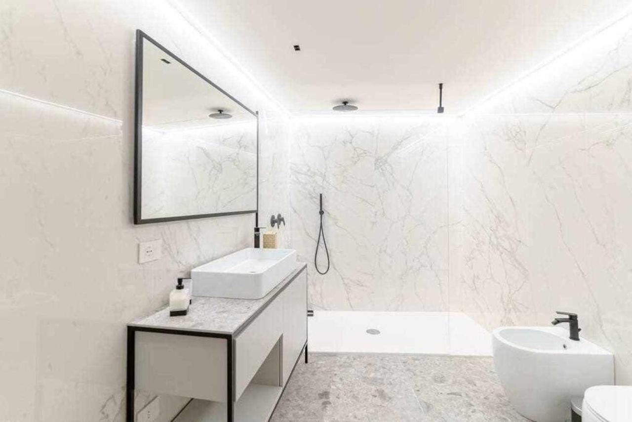 Crociferi Luxury Apartment Катания Экстерьер фото
